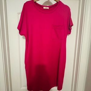 Entro Fuchsia T shirt dress